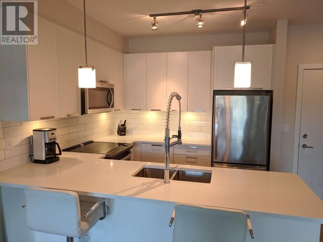 22562-121 121 Ave in Maple Ridge, BC - Building Photo - Building Photo