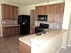 10308 Oak Branch Ln in Fort Worth, TX - Building Photo - Building Photo