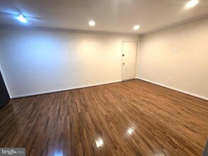 8000 Chanute Pl in Falls Church, VA - Building Photo - Building Photo