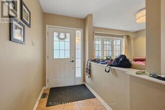 318 Wild Iris Ave in Ottawa, ON - Building Photo - Building Photo
