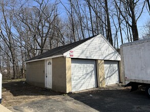 109 E Albert St in Torrington, CT - Building Photo - Building Photo