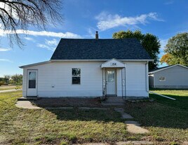 154 Robley St in Monroe, NE - Building Photo