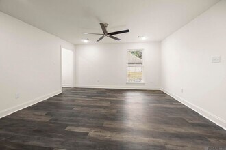 38254 Shelby Dr in Denham Springs, LA - Building Photo - Building Photo