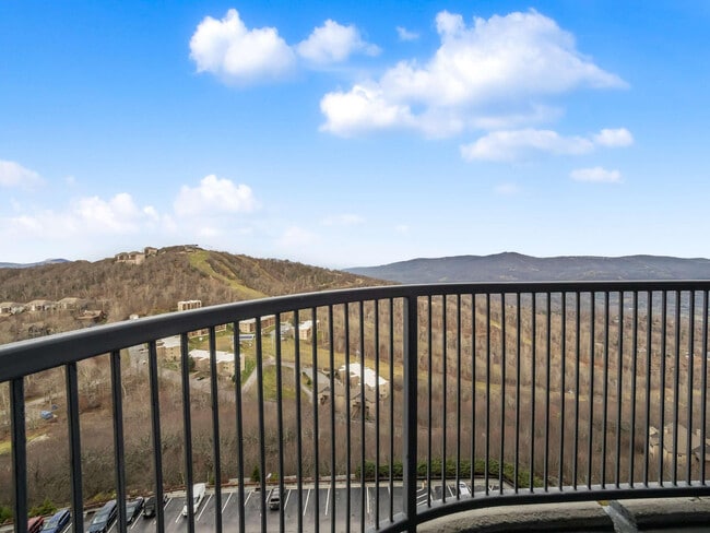 100 Moss Ridge