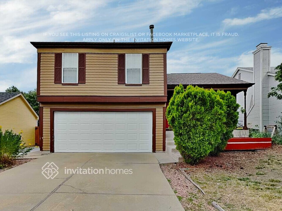 11180 W 102nd Ave in Westminster, CO - Foto de edificio