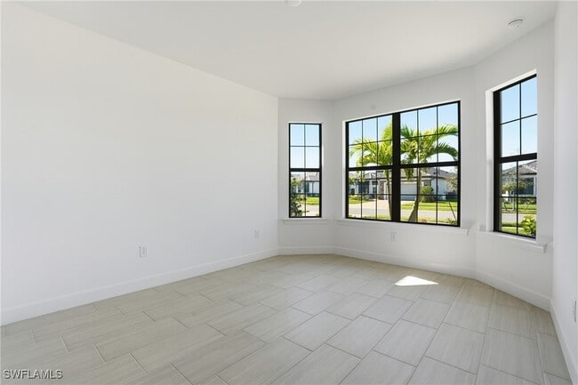 property at 1954 Fresno Ave