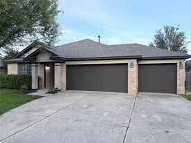 18709 Caisteal Castle Path in Pflugerville, TX - Building Photo