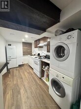 524-524 Rouge Hills Dr in Toronto, ON - Building Photo - Building Photo