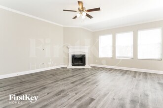 101 Sycamore Cir in Red Oak, TX - Foto de edificio - Building Photo