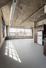 41 Burroughs St in Detroit, MI - Building Photo - Building Photo