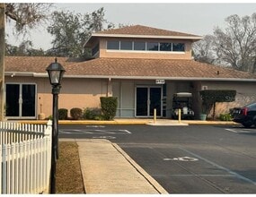 6334 Spring Flower Dr in New Port Richey, FL - Building Photo - Building Photo