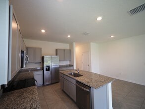 1738 Woodleaf Hammock Ct in Bradenton, FL - Building Photo - Building Photo