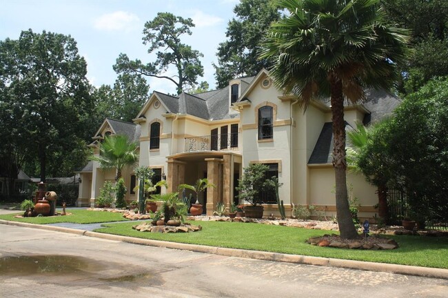 11 W Shady Ln in Houston, TX - Building Photo - Building Photo