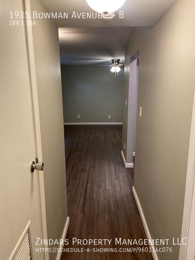 1935 N Bowman Ave in Danville, IL - Building Photo - Building Photo