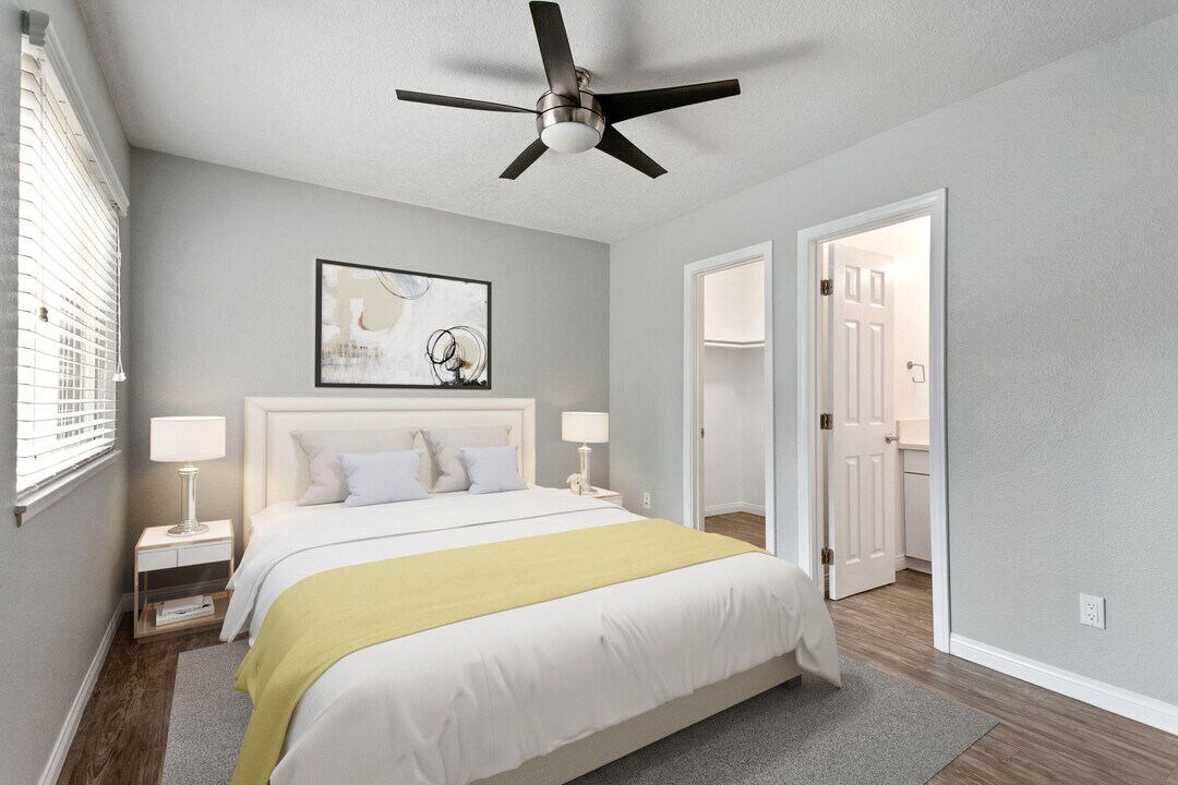 Solara Apartment Homes in Garden Grove, CA - Foto de edificio