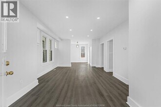 1577 Pelissier St in Windsor, ON - Building Photo - Building Photo