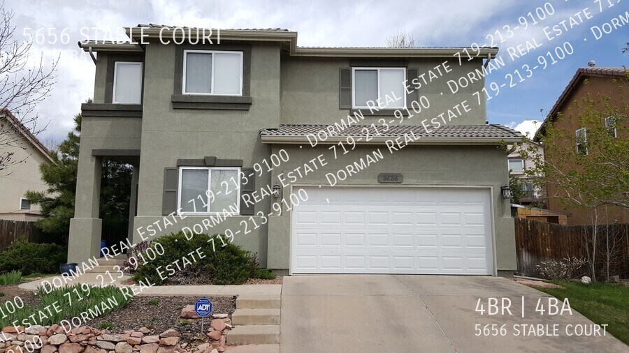 5656 Stable Ct in Colorado Springs, CO - Foto de edificio