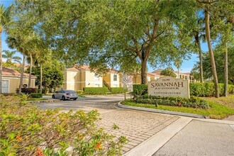 875 Riverside Dr, Unit 723 in Coral Springs, FL - Building Photo - Building Photo