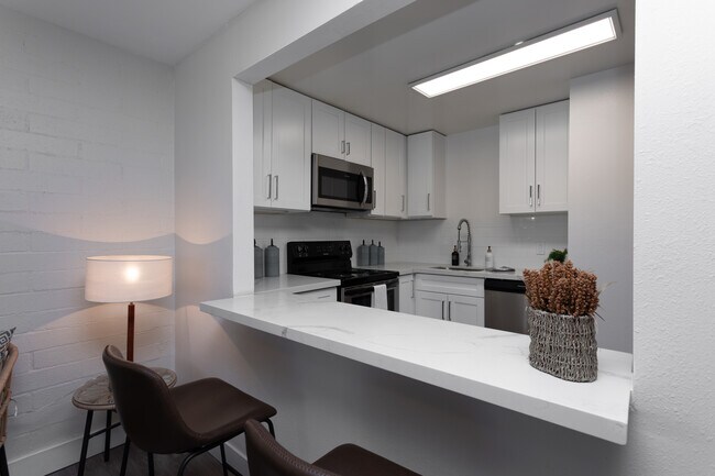 Palisade Flats- Stunning Renovations
