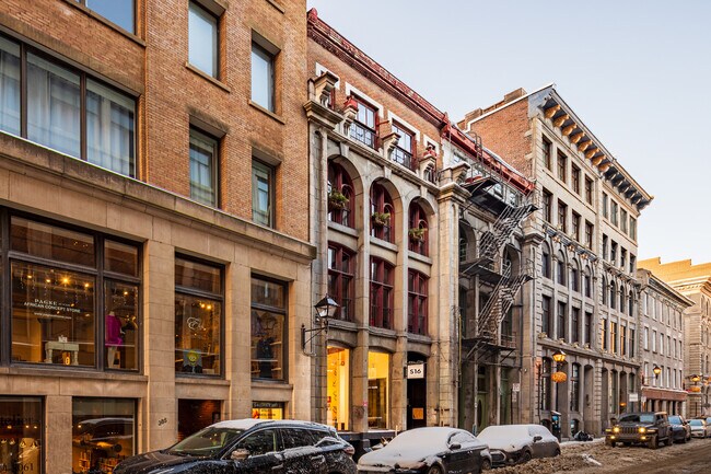 377 Saint-Paul O in Montréal, QC - Building Photo - Building Photo