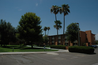 Paradise Valley Baptist Retirement Center in Phoenix, AZ - Building Photo - Building Photo