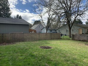 1065 SW 178th Pl in Beaverton, OR - Building Photo - Building Photo