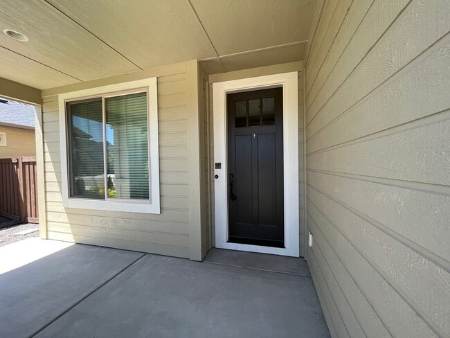 5373 N Mitchum Ave in Meridian, ID - Building Photo - Building Photo