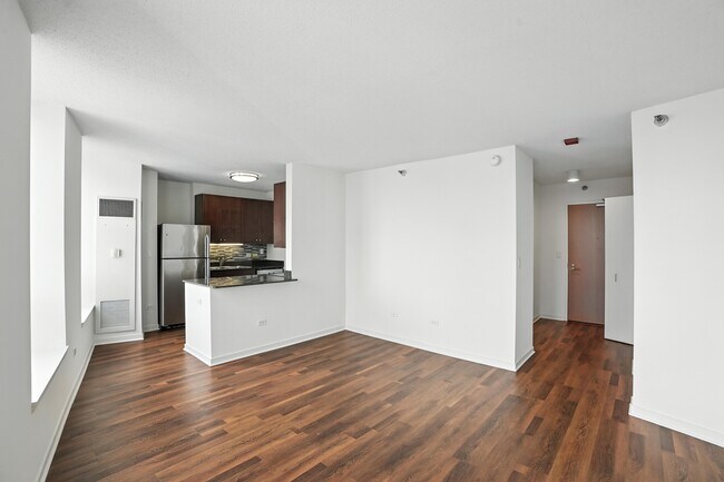 504 N Kingsbury St in Chicago, IL - Foto de edificio - Building Photo