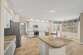 6772 W Sonnet Dr in Glendale, AZ - Building Photo - Building Photo