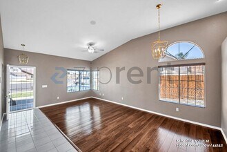 27015 Hemingway Ct in Menifee, CA - Building Photo - Building Photo