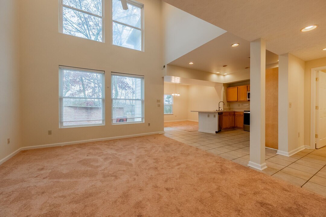 3030 Peppers Ferry Rd NW in Christiansburg, VA - Building Photo