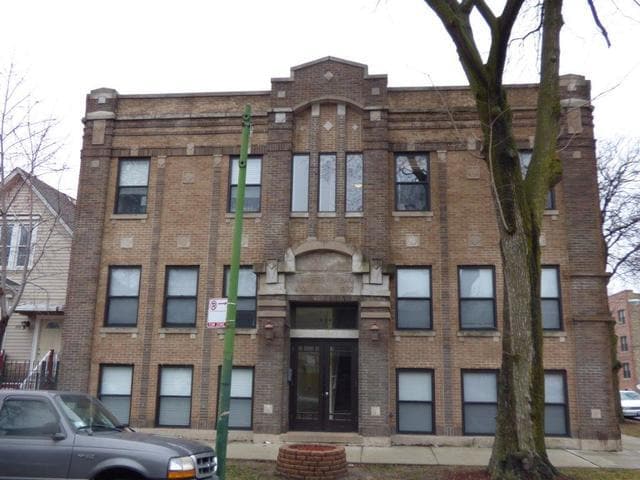 property at 2300 S Ridgeway Ave