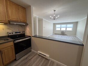 16 Fordyce Ct, Unit 16 Fordyce Ct APT 9 in New Milford, CT - Foto de edificio - Building Photo