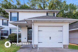 304 Belmont Dr in Edmond, OK - Building Photo