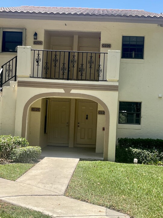 2650 Greenwood Terrace in Boca Raton, FL - Building Photo
