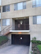 516 S Alexandria Ave in Los Angeles, CA - Foto de edificio - Building Photo