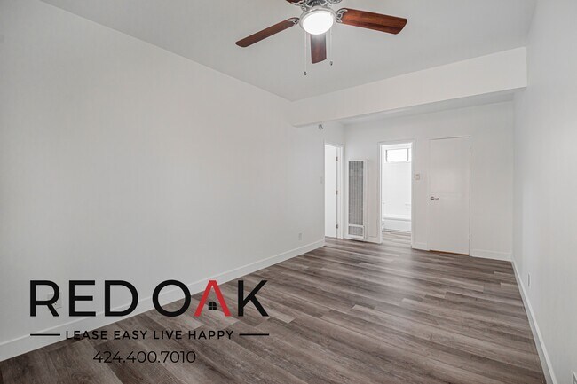 4037 McLaughlin Ave in Los Angeles, CA - Building Photo - Building Photo