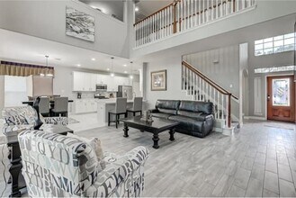 4807 Schiller Park Ln in Sugar Land, TX - Foto de edificio - Building Photo