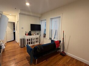 830 Huntington Ave in Boston, MA - Building Photo - Building Photo