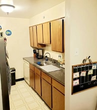 710 Mill St, Unit H1 in Belleville, NJ - Building Photo - Building Photo