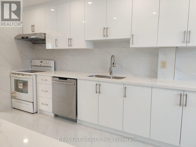 property at 646 Village Pkwy