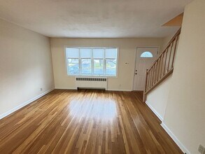 3003 Cornwall Rd in Bethlehem, PA - Building Photo - Building Photo