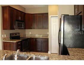 18014 Melibee Stone St in Tampa, FL - Building Photo - Building Photo