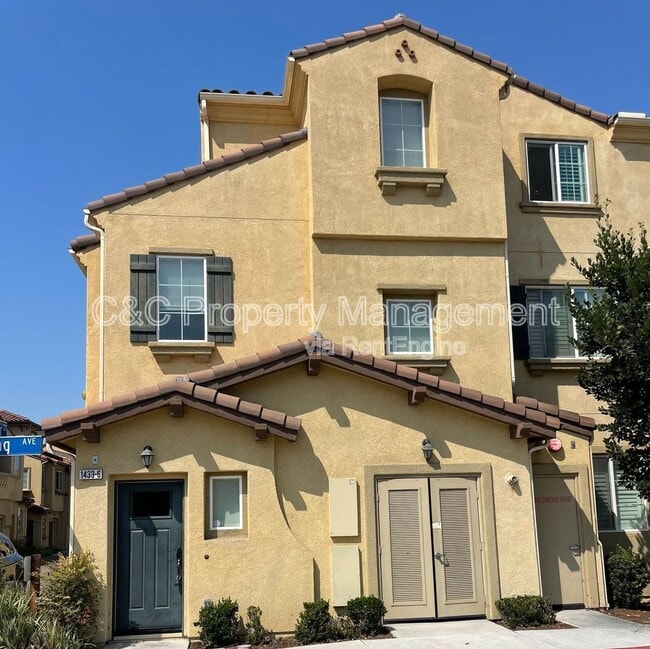 property at 1433 Shearwater St