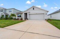 13911 Smiling Daisy Pl in Riverview, FL - Building Photo - Building Photo