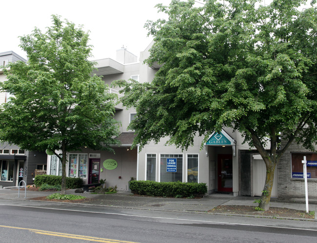 Gables Apartments in Seattle, WA - Building Photo - Building Photo