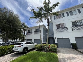 3416 NW 14th Ct in Lauderhill, FL - Building Photo