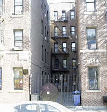 1644 Anthony Ave in Bronx, NY - Foto de edificio - Building Photo