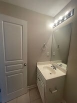 3921 Cherokee Woods Way in Knoxville, TN - Building Photo