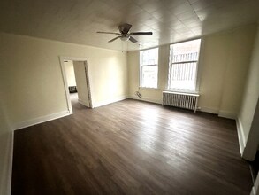 25 W Chestnut St-Unit -1B in Washington, PA - Building Photo - Building Photo